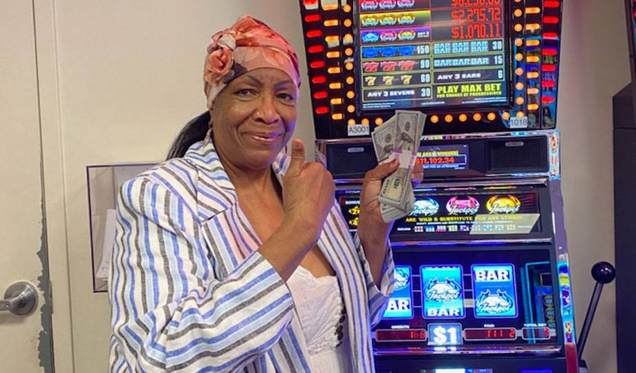 Jackpot winner, Maureen, won $11,103 at Two Kings Casino