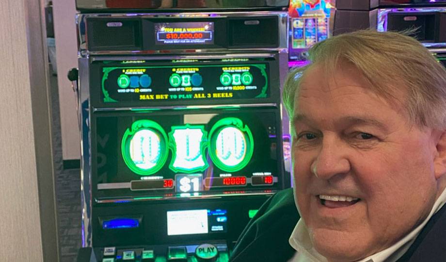 Jackpot winner, William, won $10,000 at Two Kings Casino